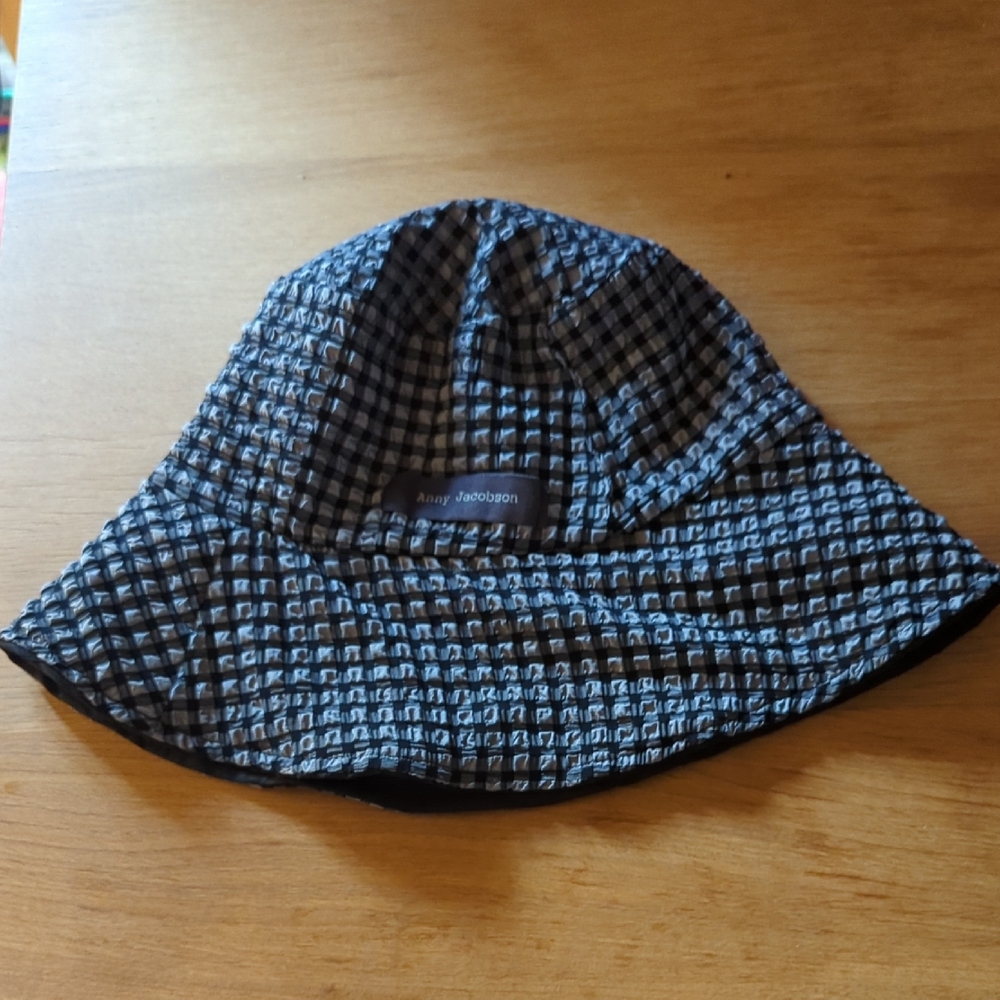 Bucket Hat by Designer Anny Jacobson. NWOT.